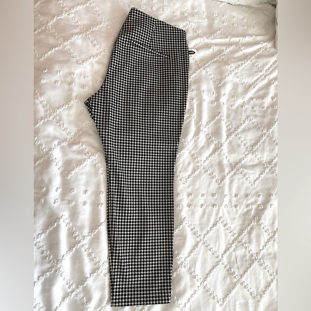 NWT Old Navy High-Waisted Houndstooth Pixie Skinny Pants - 16P